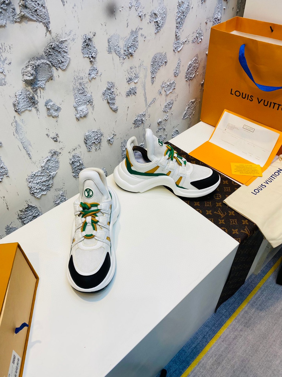 Louis Vuitton Cruise Archlight white green orange