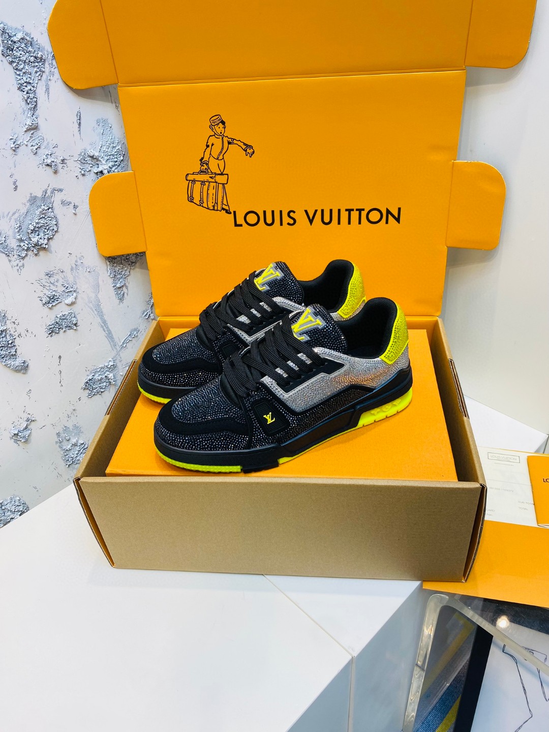 Louis Vuitton Trainer sneakers diamond black grey yellow
