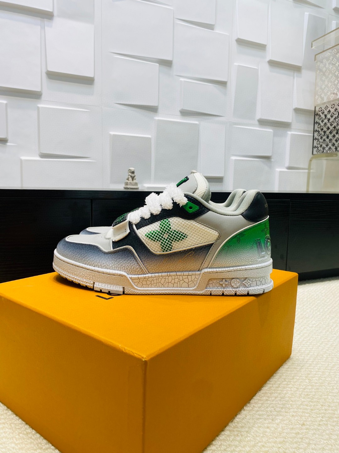 Louis Vuitton X Tyler Trainer Burst pattern sneakers green