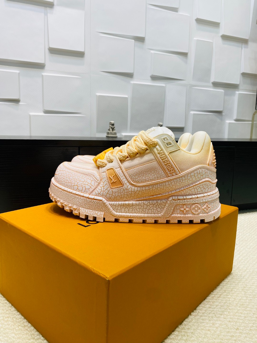 Louis Vuitton X Tyler Trainer Burst pattern sneakers pink