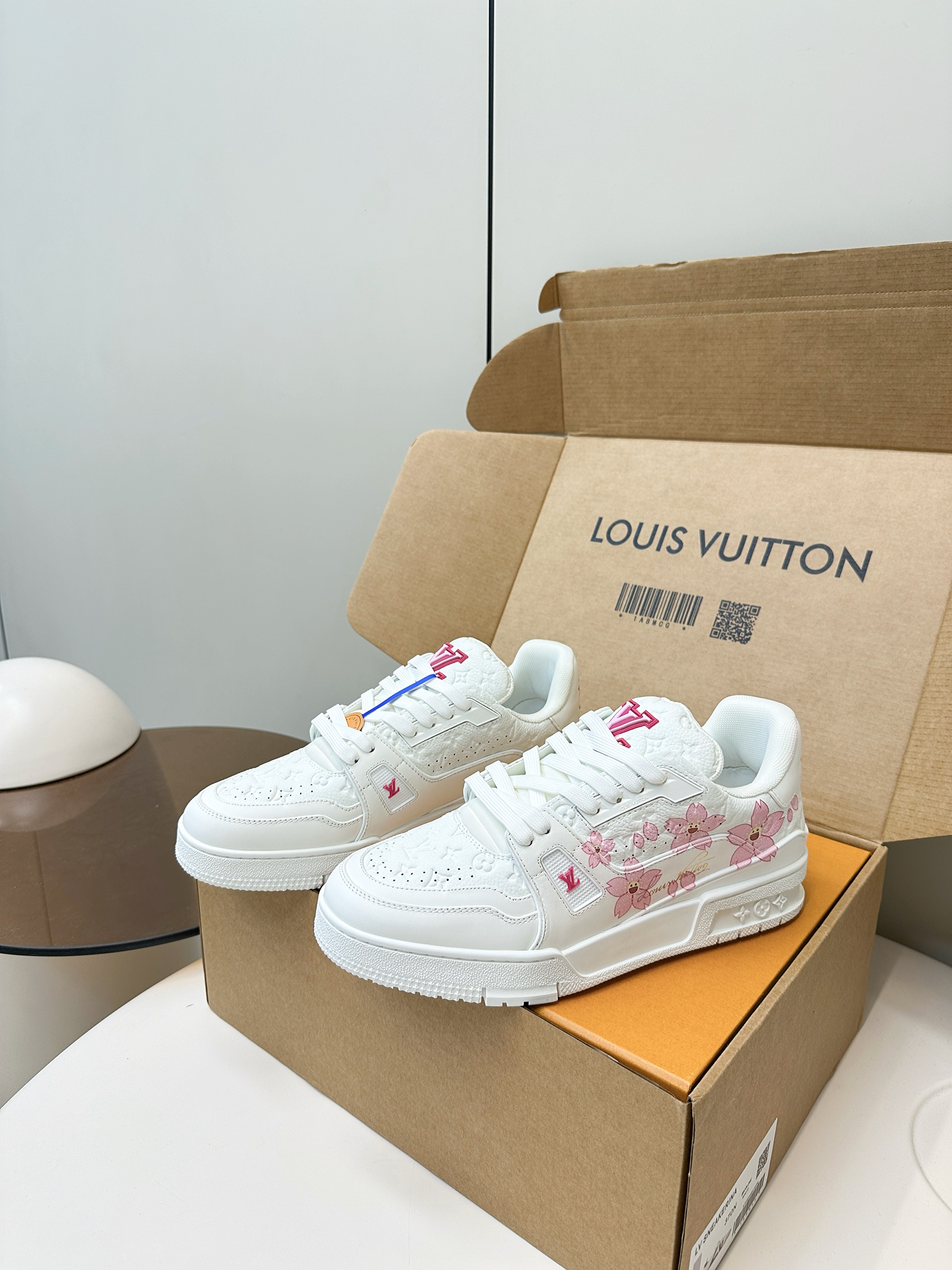 Louis Vuitton X Tyler Trainer sneakers white pink