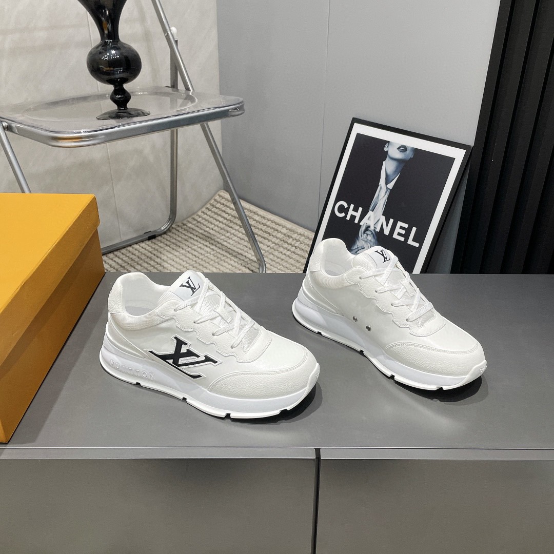 Louis Vuitton Classic sneakers white