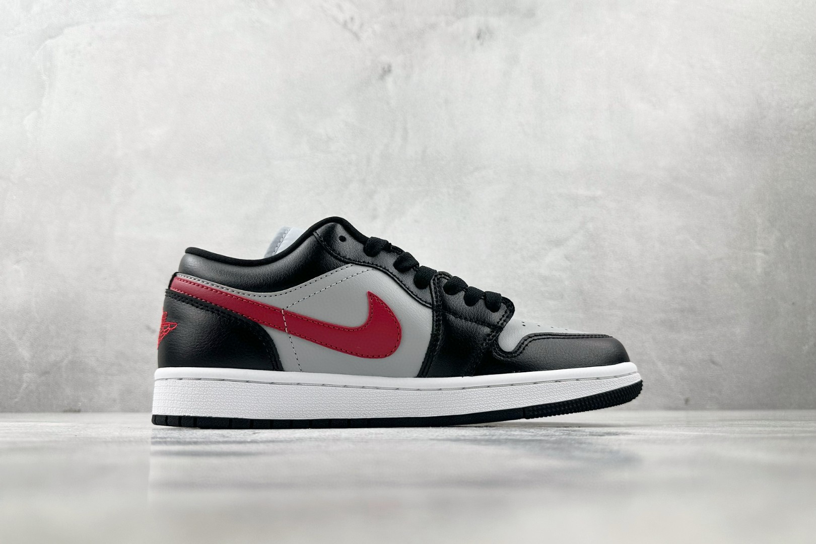 Jordan Air Jordan 1 Low  black red