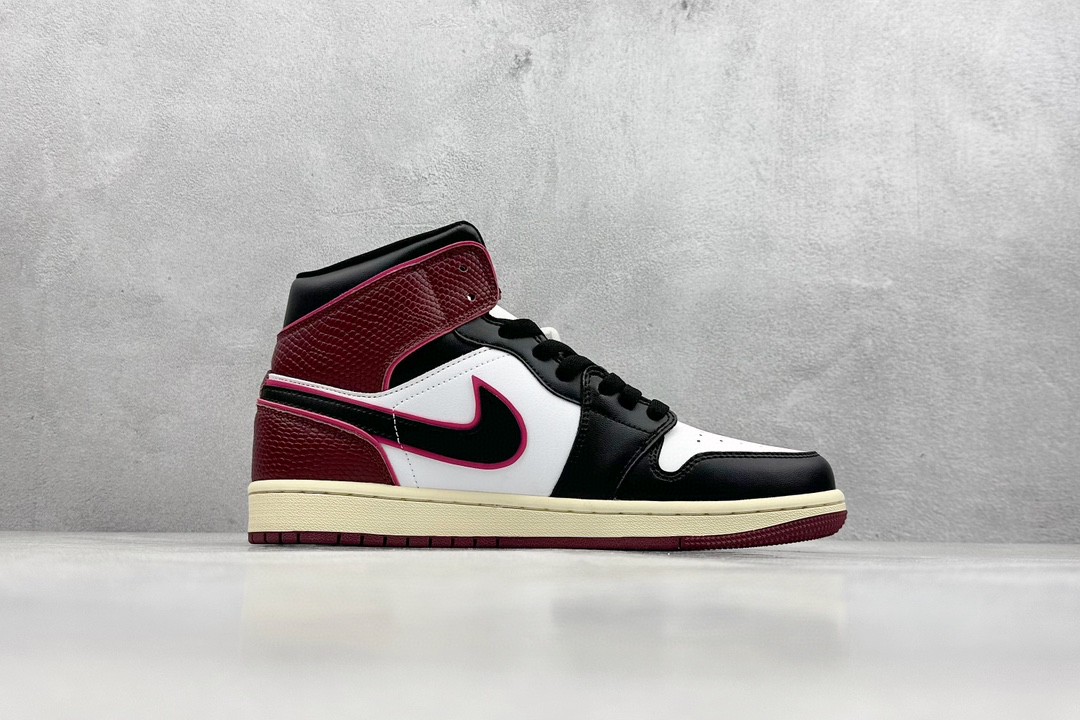 Jordan Air Jordan 1 Mid black white brown