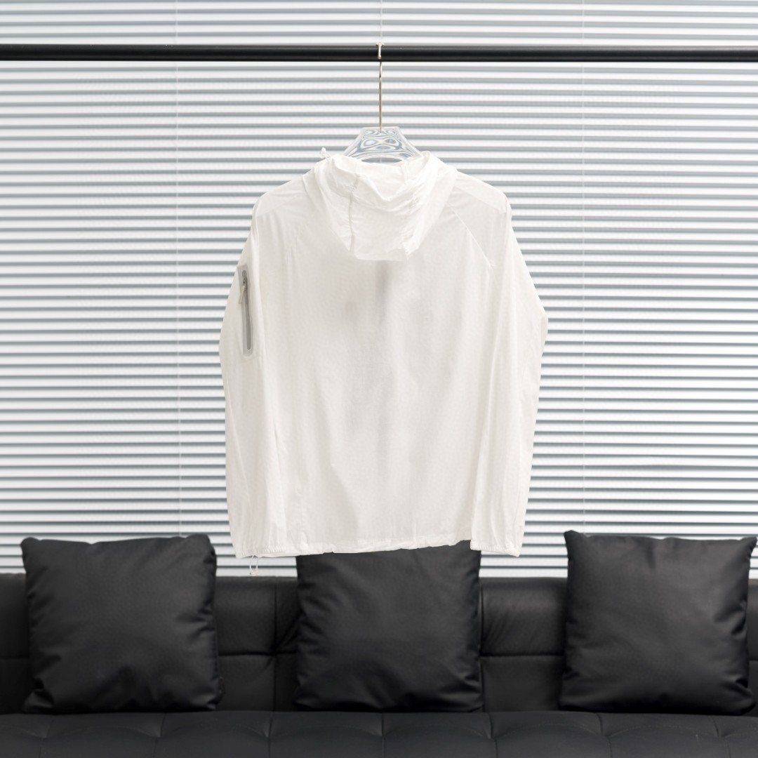 Arcteryx | Squamish series SV6 | Sunscreen Clothes  white