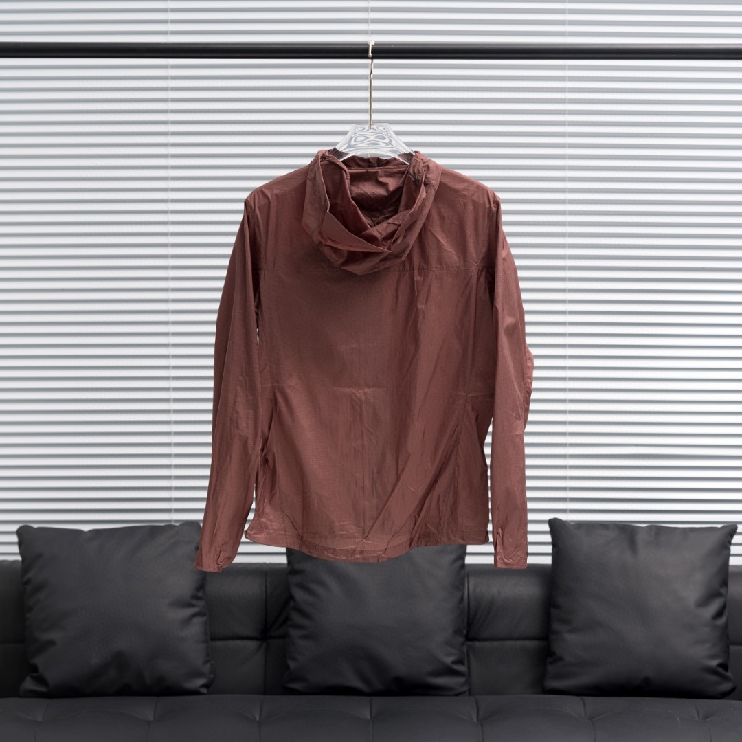 Arcteryx | Squamish Hoody P2 Sunscreen clothing Brown Red