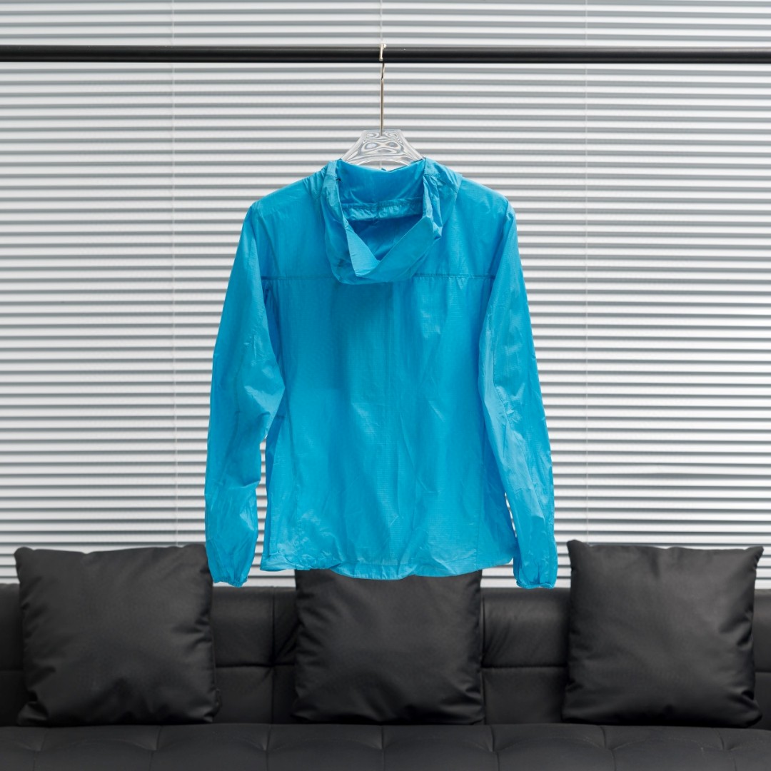 Arcteryx | Squamish Hoody P2 Sunscreen clothing Lithium Ester Blue