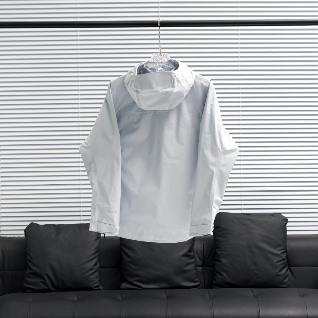 KAILAS Bogda LT submachine jacket sky blue