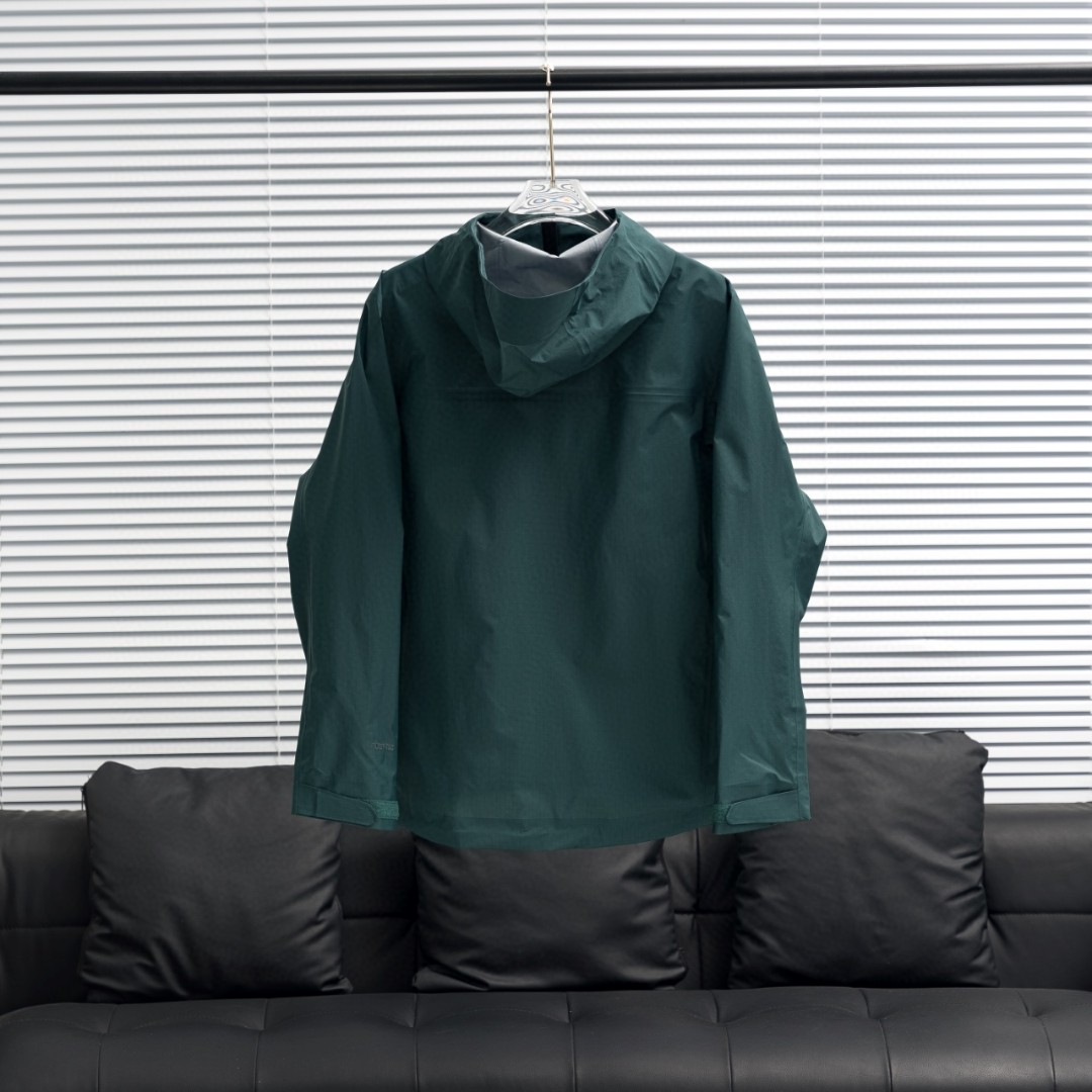 KAILAS Bogda LT submachine jacket Dark green