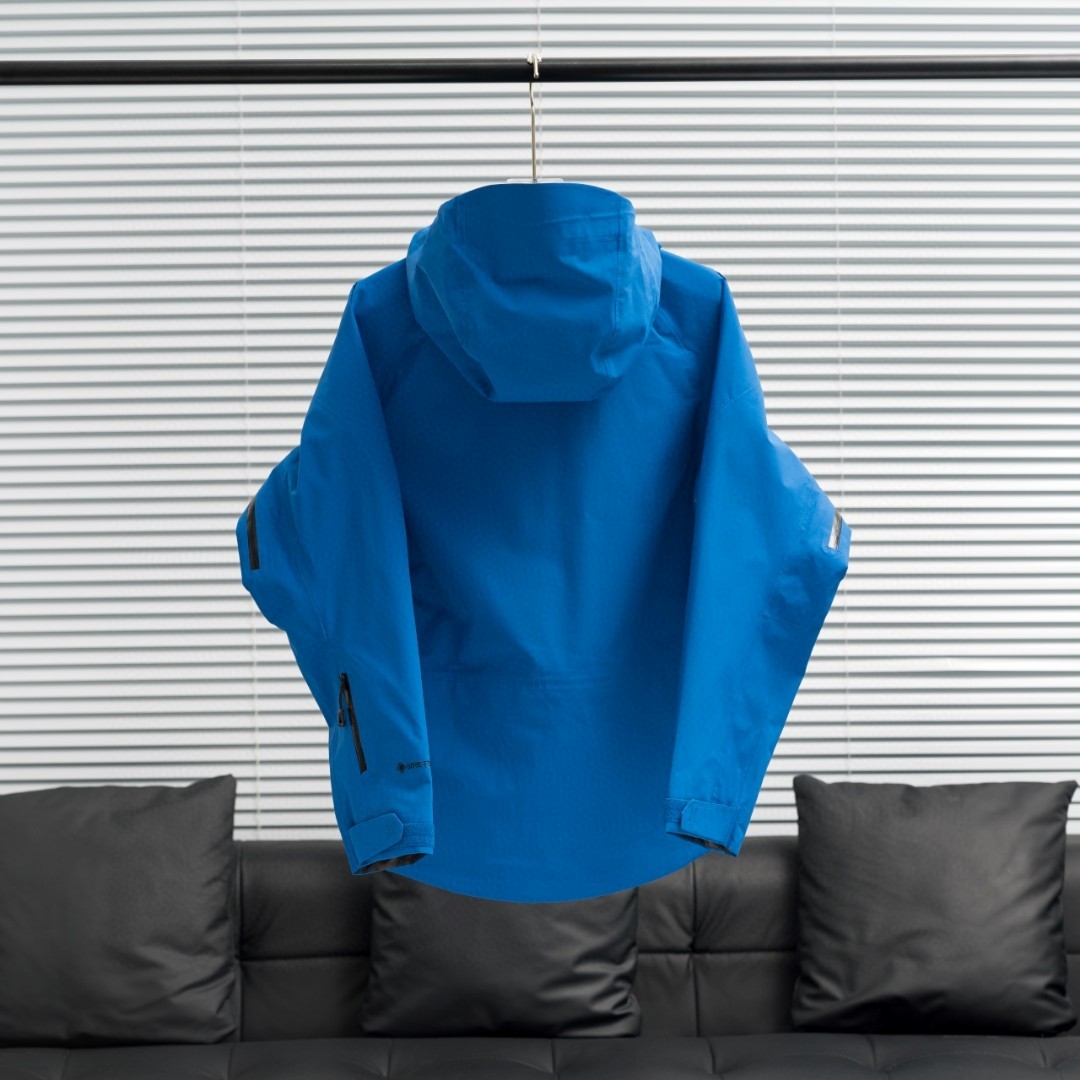 KAILAS | MONT | Hooded Jacket Sky Blue