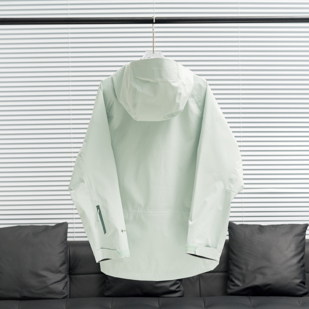 KAILAS | MONT | Hooded Jacket Ice Lake Green