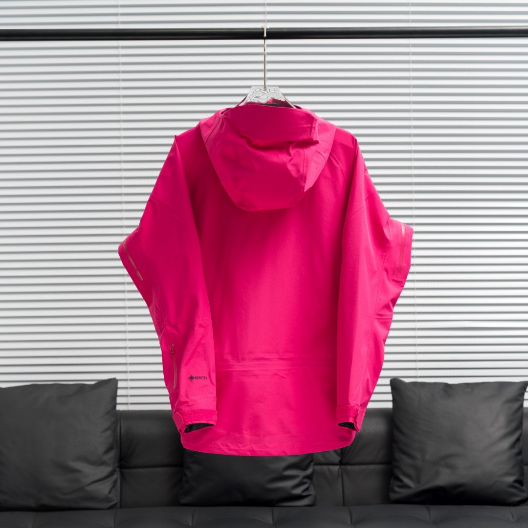 KAILAS | MONT | Hooded Jacket Rose Red