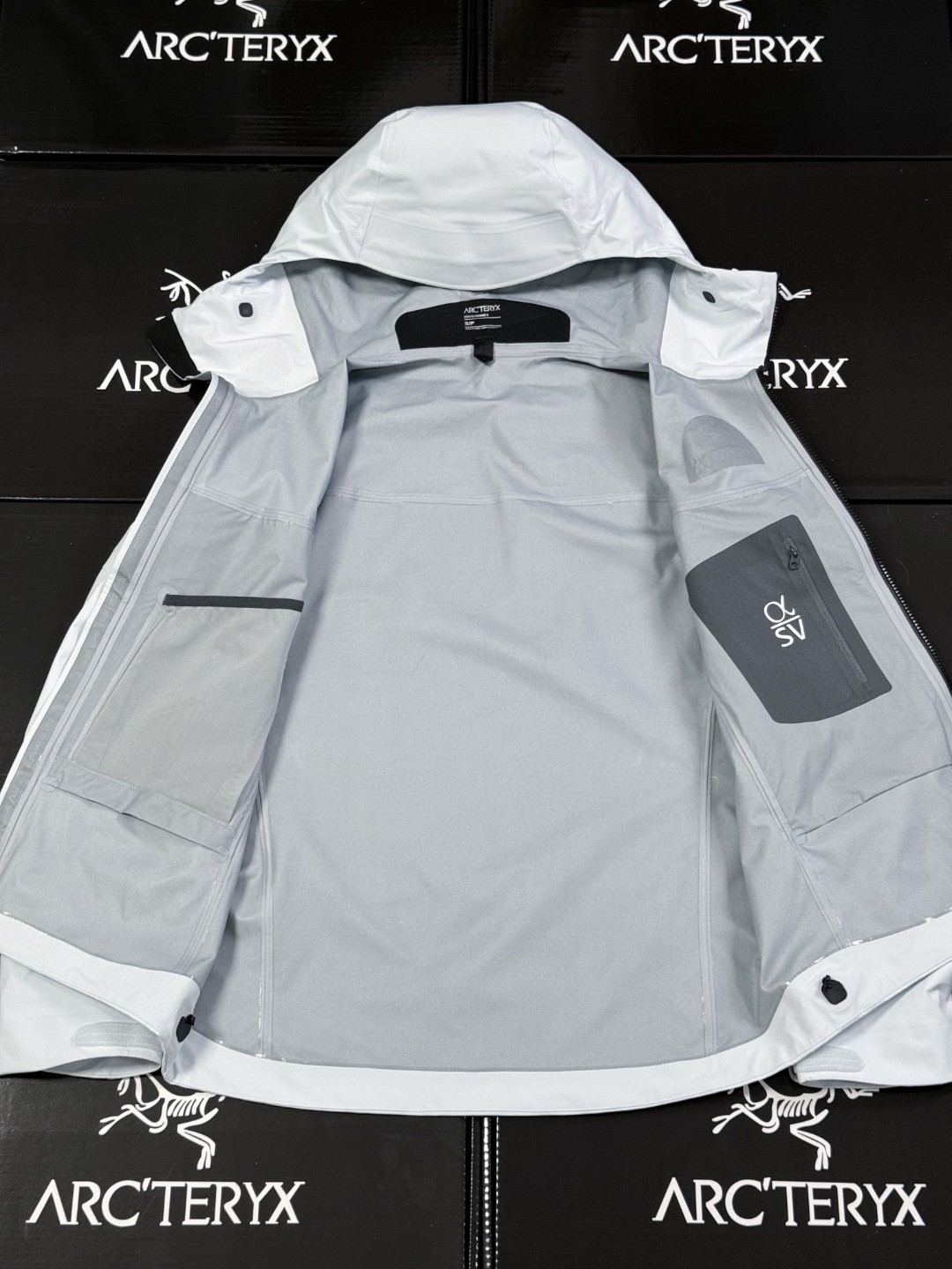 Arcteryx | Alpha Sv7 GORE-TEX Pro |  Jacket  dawn blue