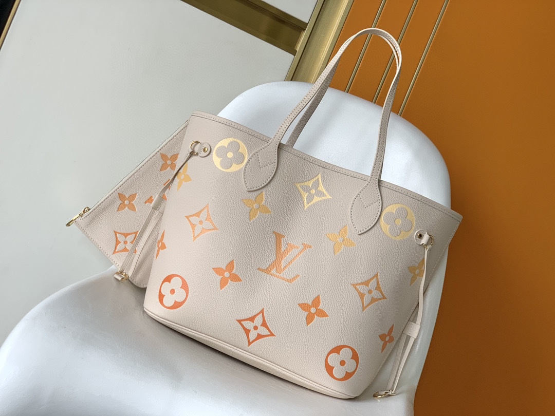 Louis Vuitton Neverfull handbag medium Vanilla Yellow