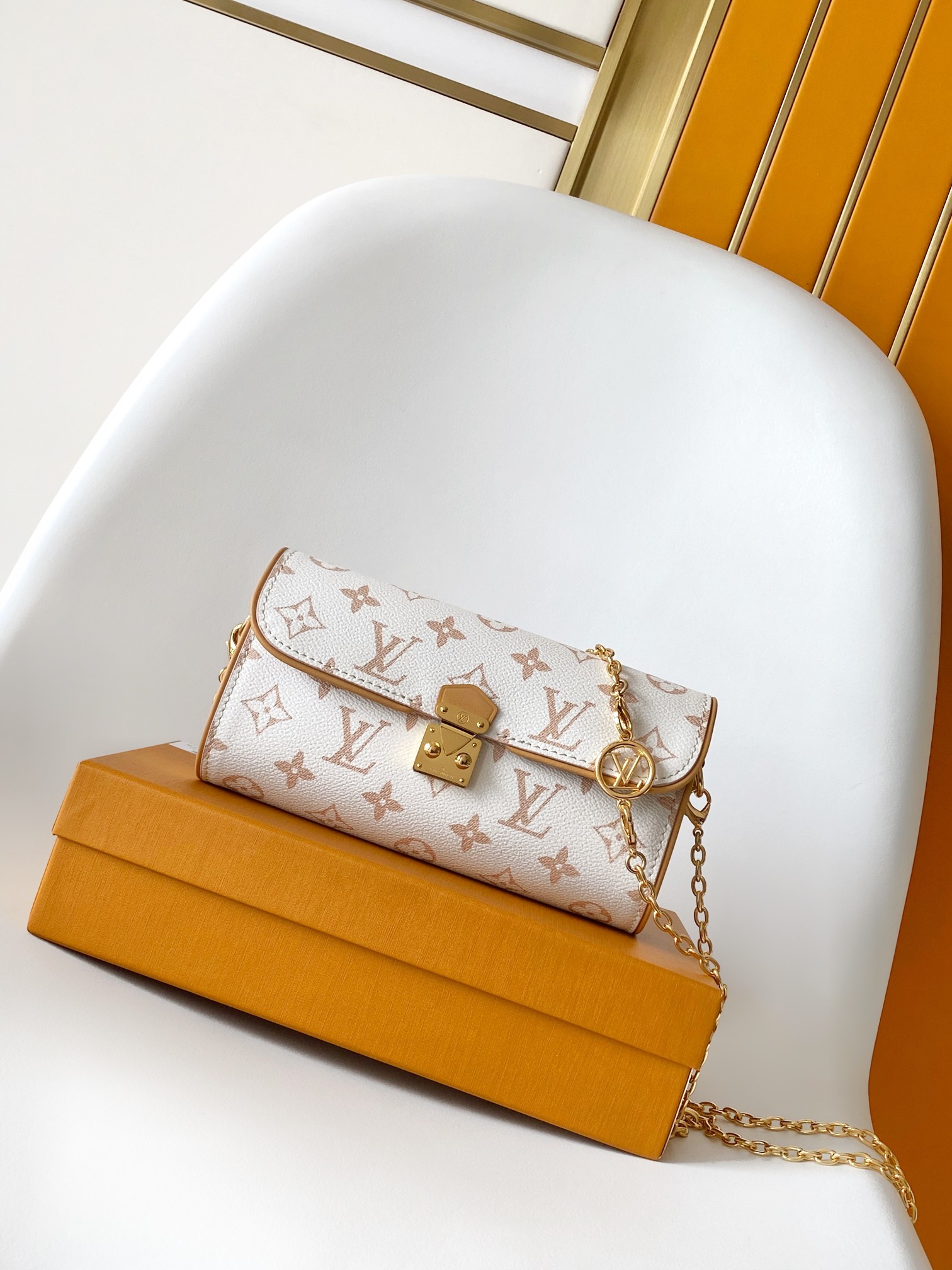 Louis Vuitton Pocette Camille crossbody bag Sand dune color