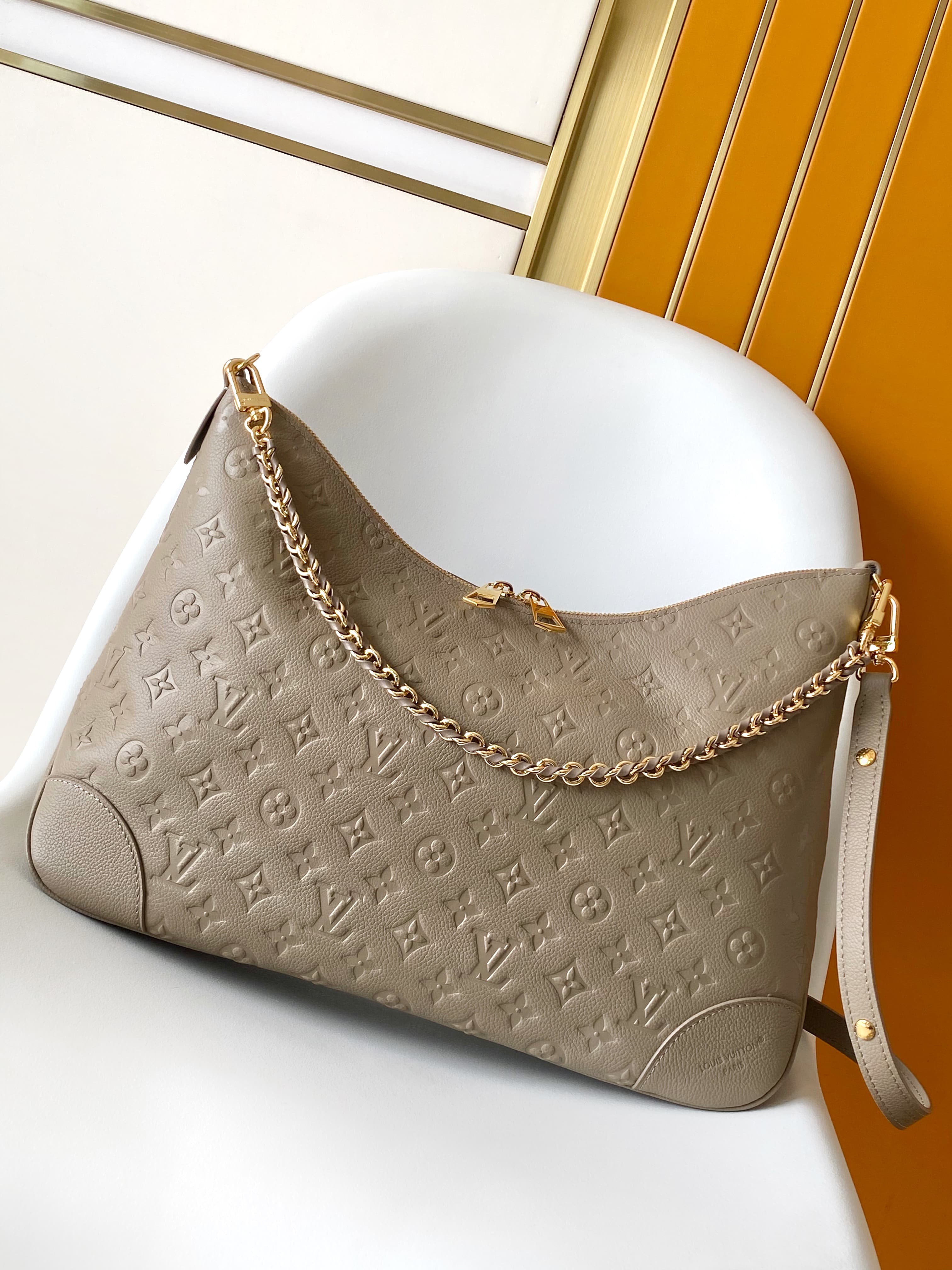 Louis Vuitton boulogne grey