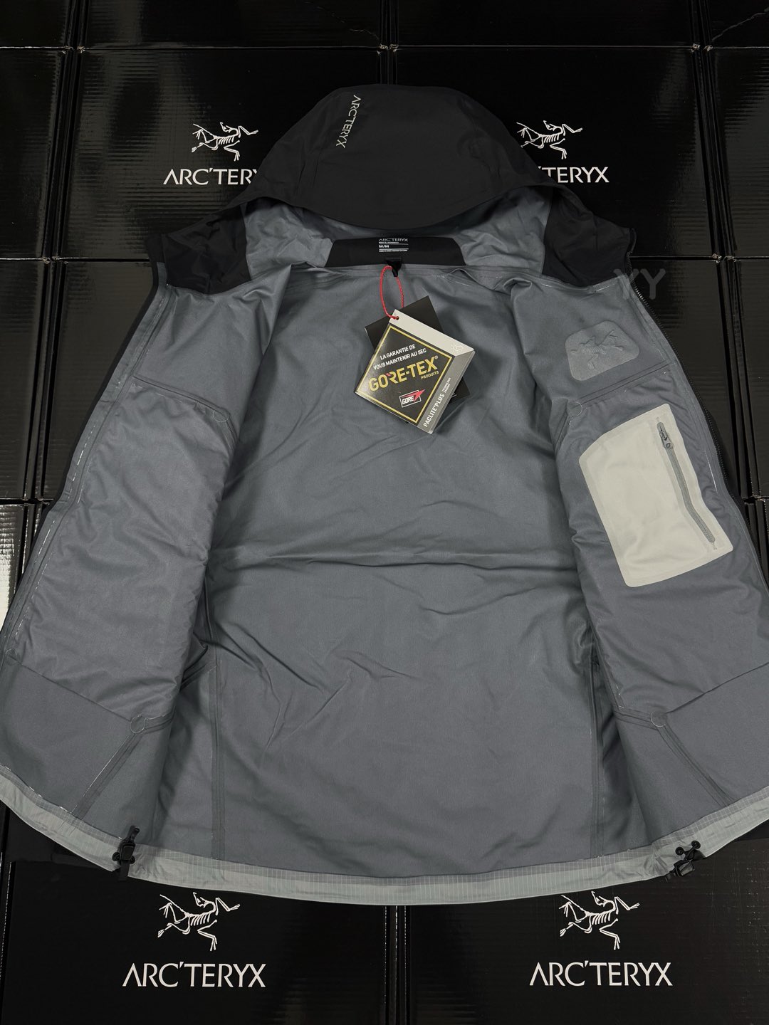 Arcteryx | Beta SL |  GORE-TEX Jacket Black