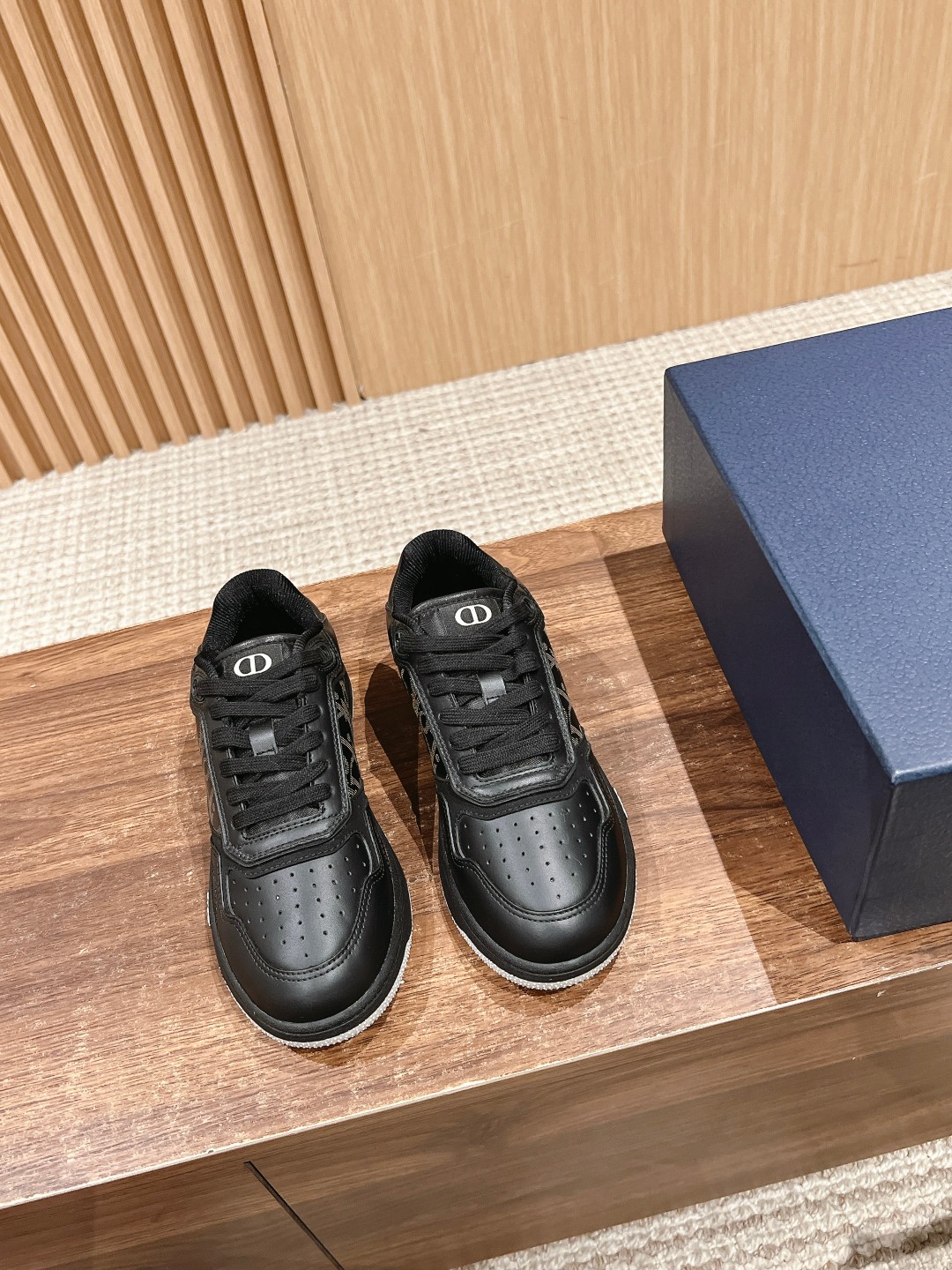 Dior B27 leather low sneakers black 