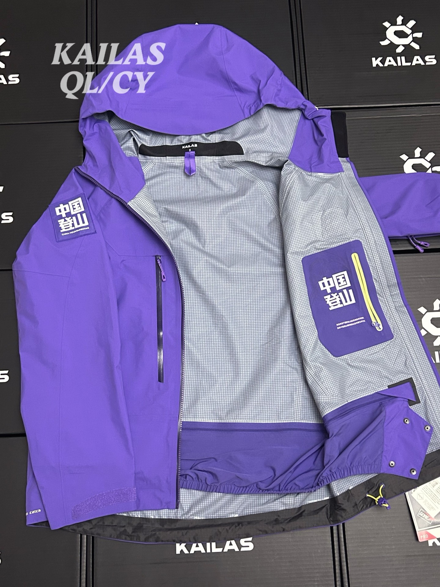 KAILAS | MONTX Q60 China Limited Jacket Violet