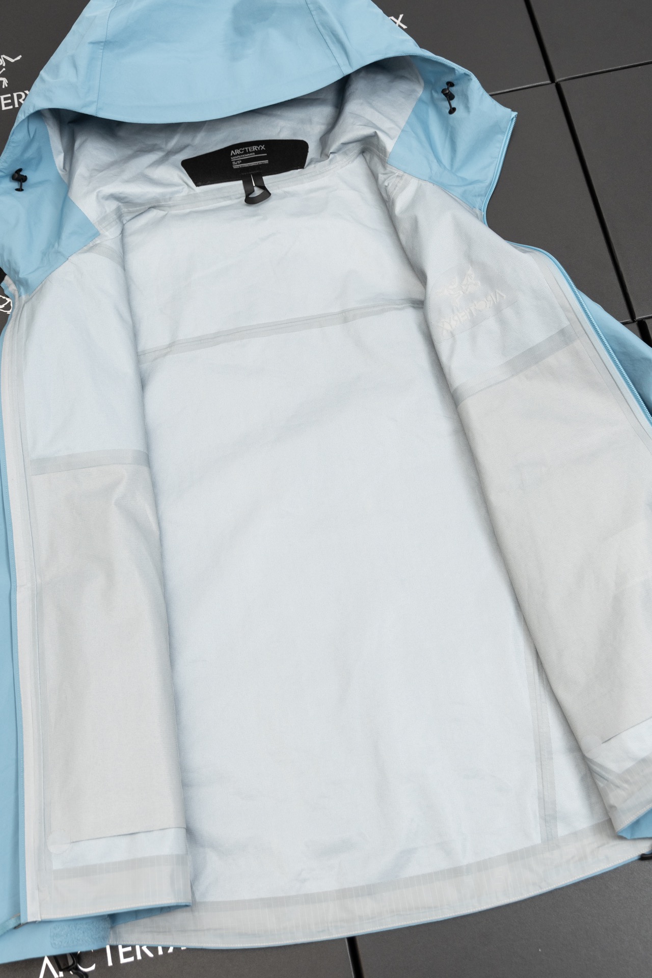 Arcteryx | Beta LT GOER-TXE | Men’s  Jacket  Bamboo Moon Blue