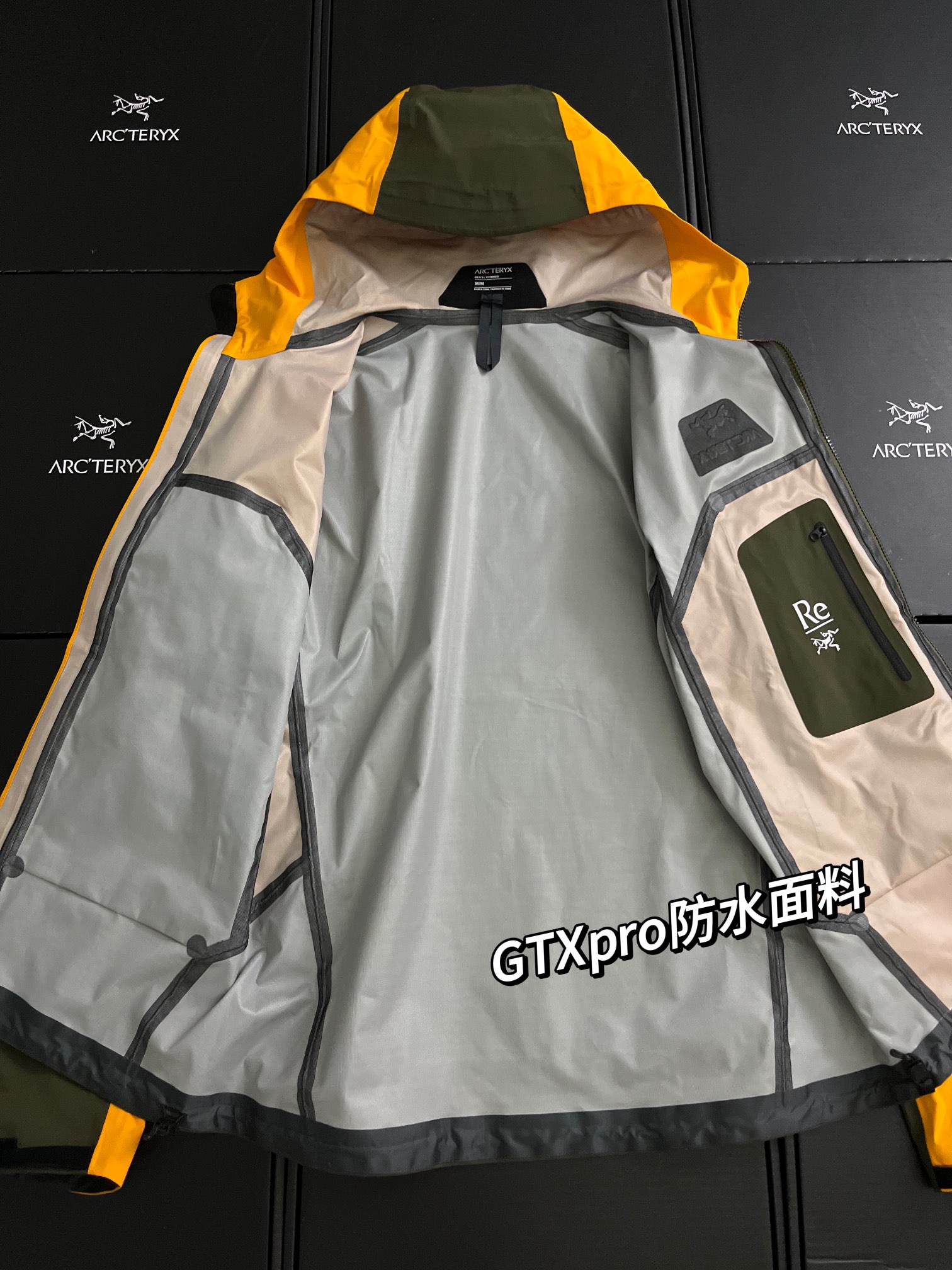 Arcteryx | Beta M Recut | Color Blocking Hard Shell Jacke Lgnite