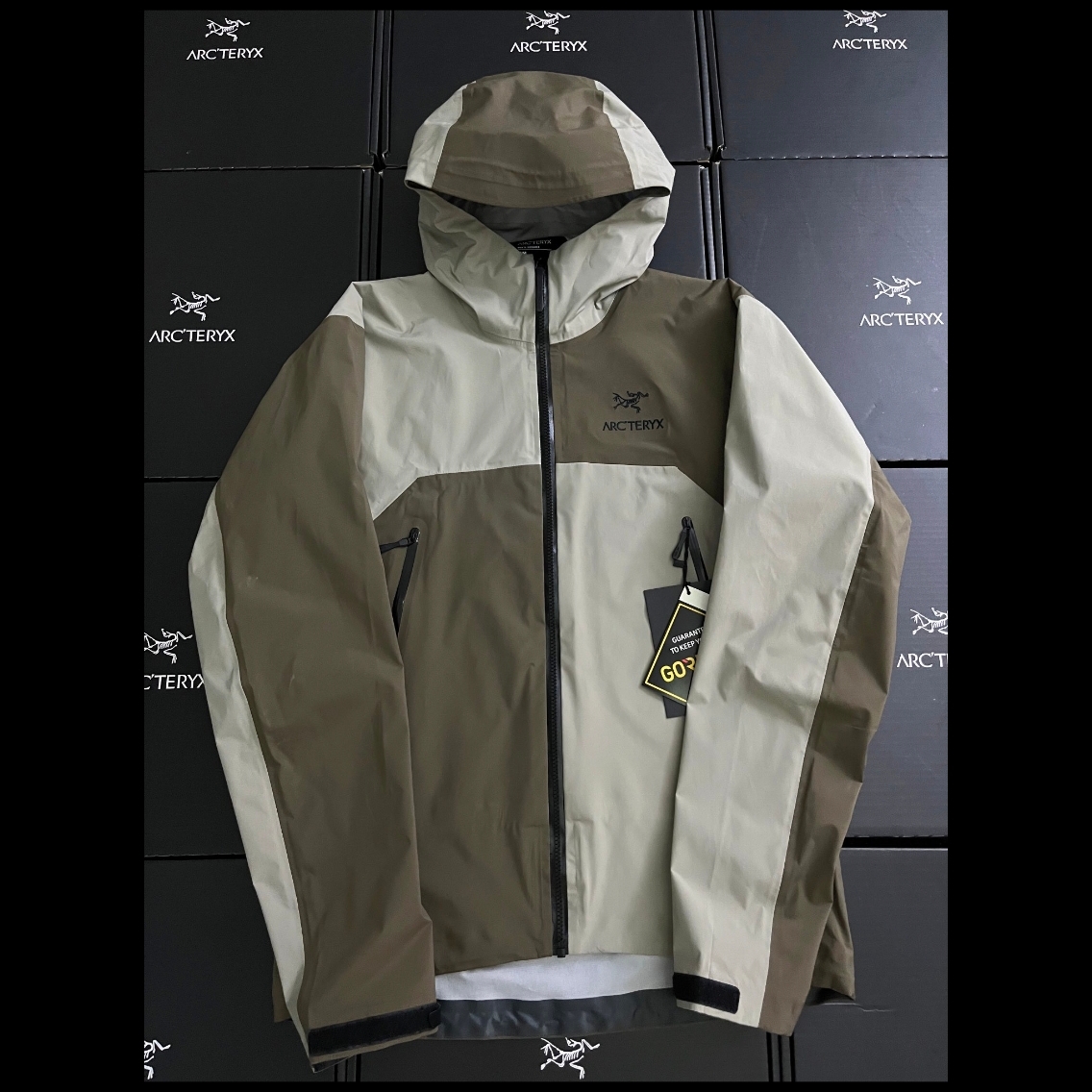 Arcteryx | Beta M Recut | Color Blocking Hard Shell Jacke Recut-mortar/silt