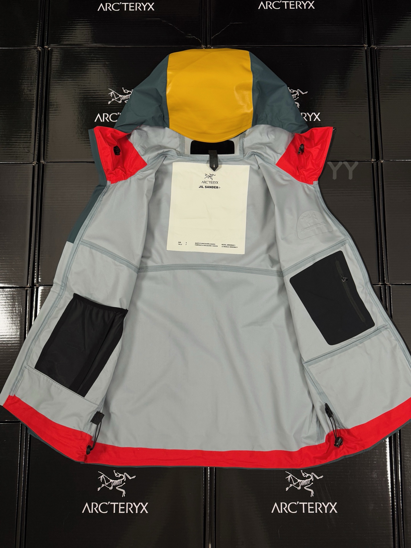 Arcteryx | JIL SANDER | GORE-TEX Jacket Pietra