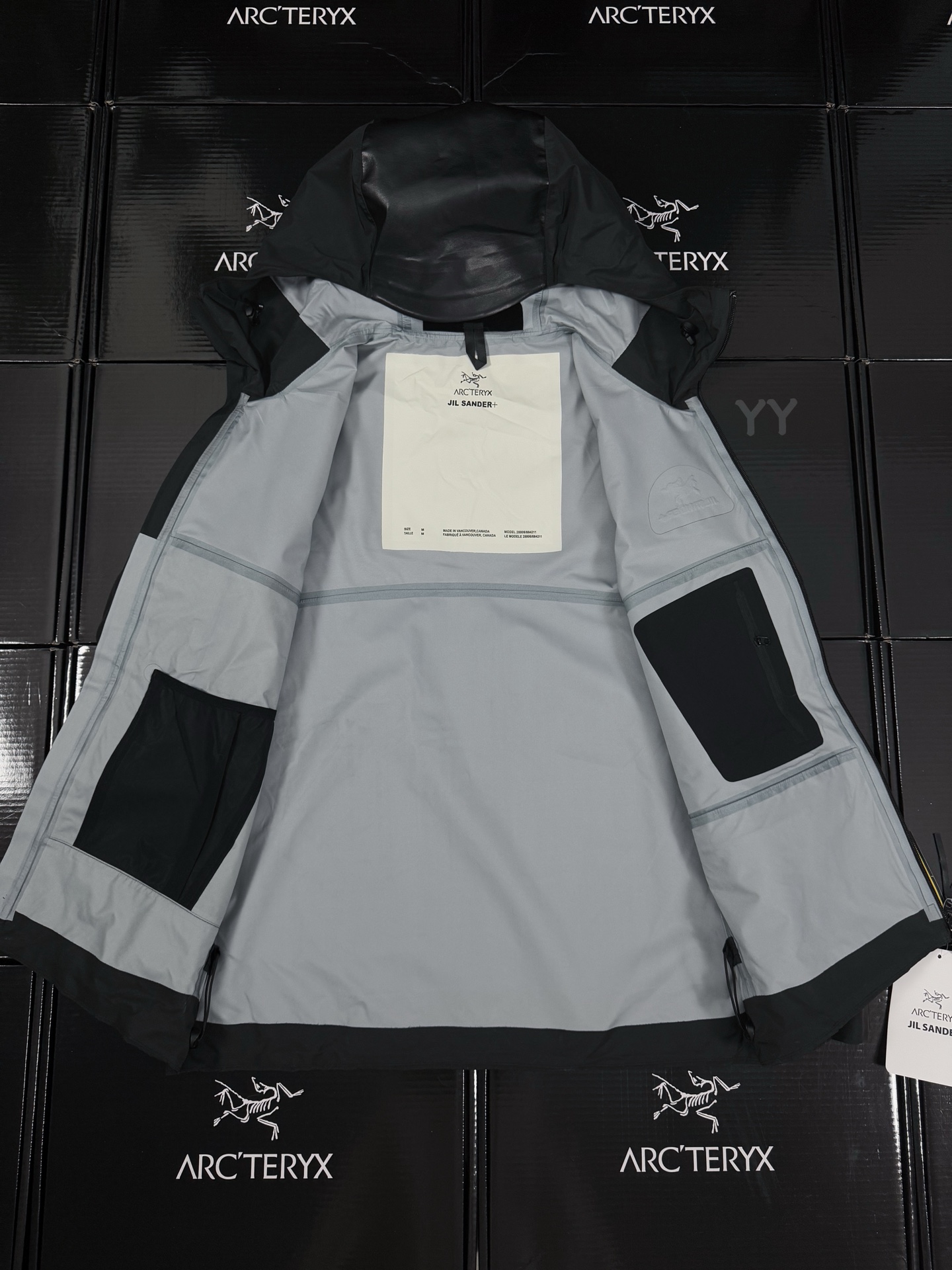 Arcteryx | JIL SANDER | GORE-TEX Jacket Ultra Black