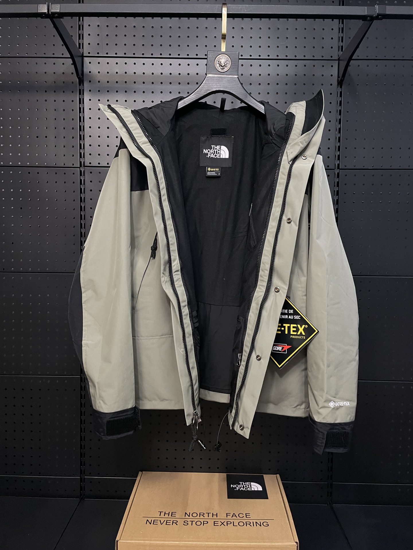 The North Face | 1990 Mountain Relaxxed Ex | Jacket Matcha Green