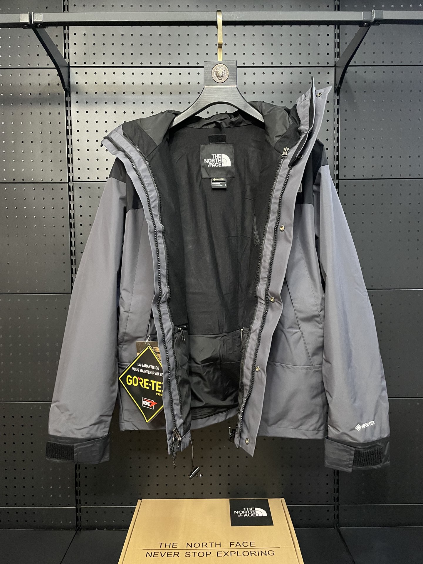 The North Face | 1990 Mountain Relaxxed Ex | Jacket Grey