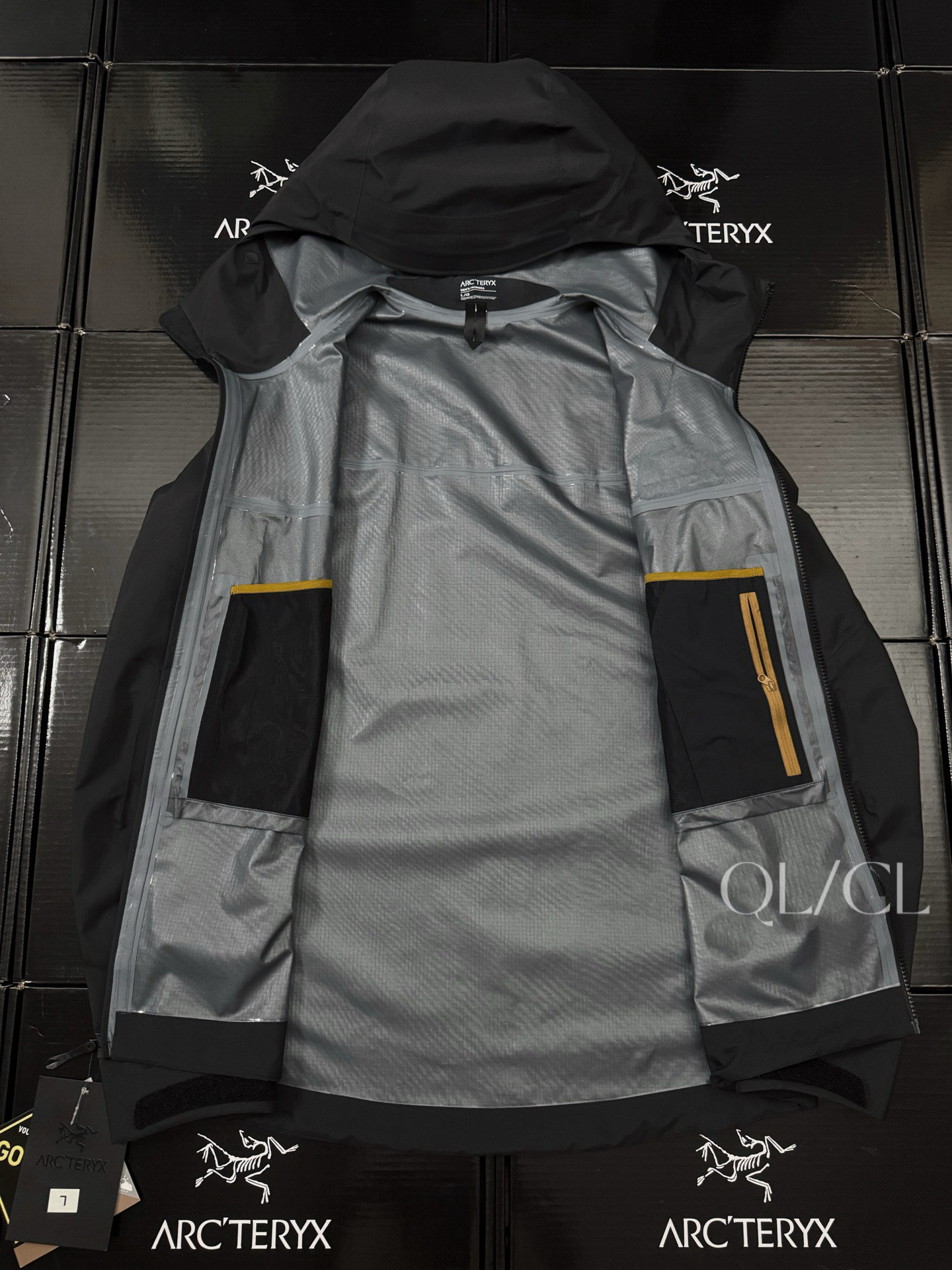 Arcteryx | Alpha Sv8 N80P-XGORE-TEX  |   Jacket Black