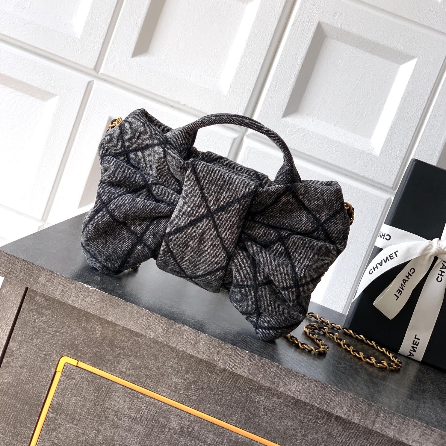 Chanel 25k bow tannin denim Hand Bag Small Size