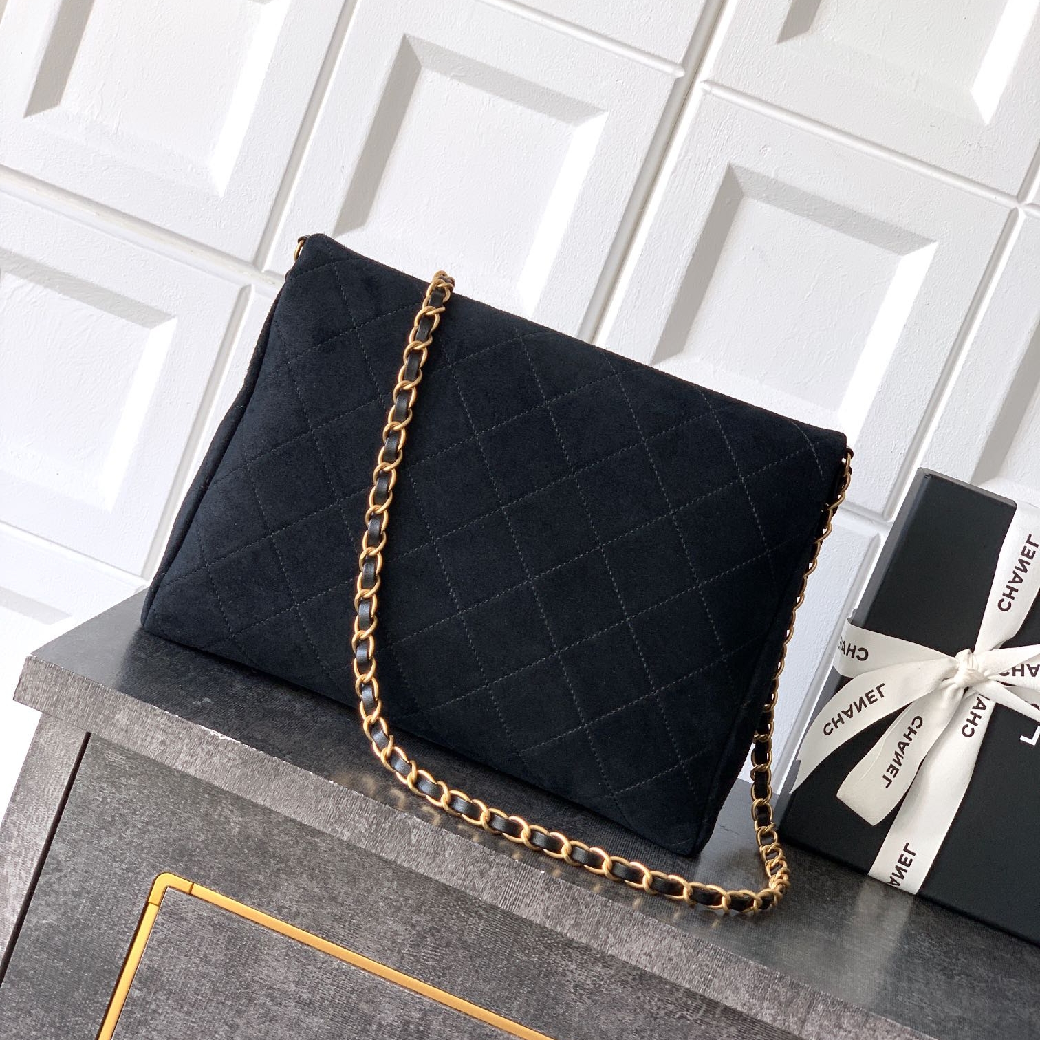 Chanel 26C shopping handbag Black Small