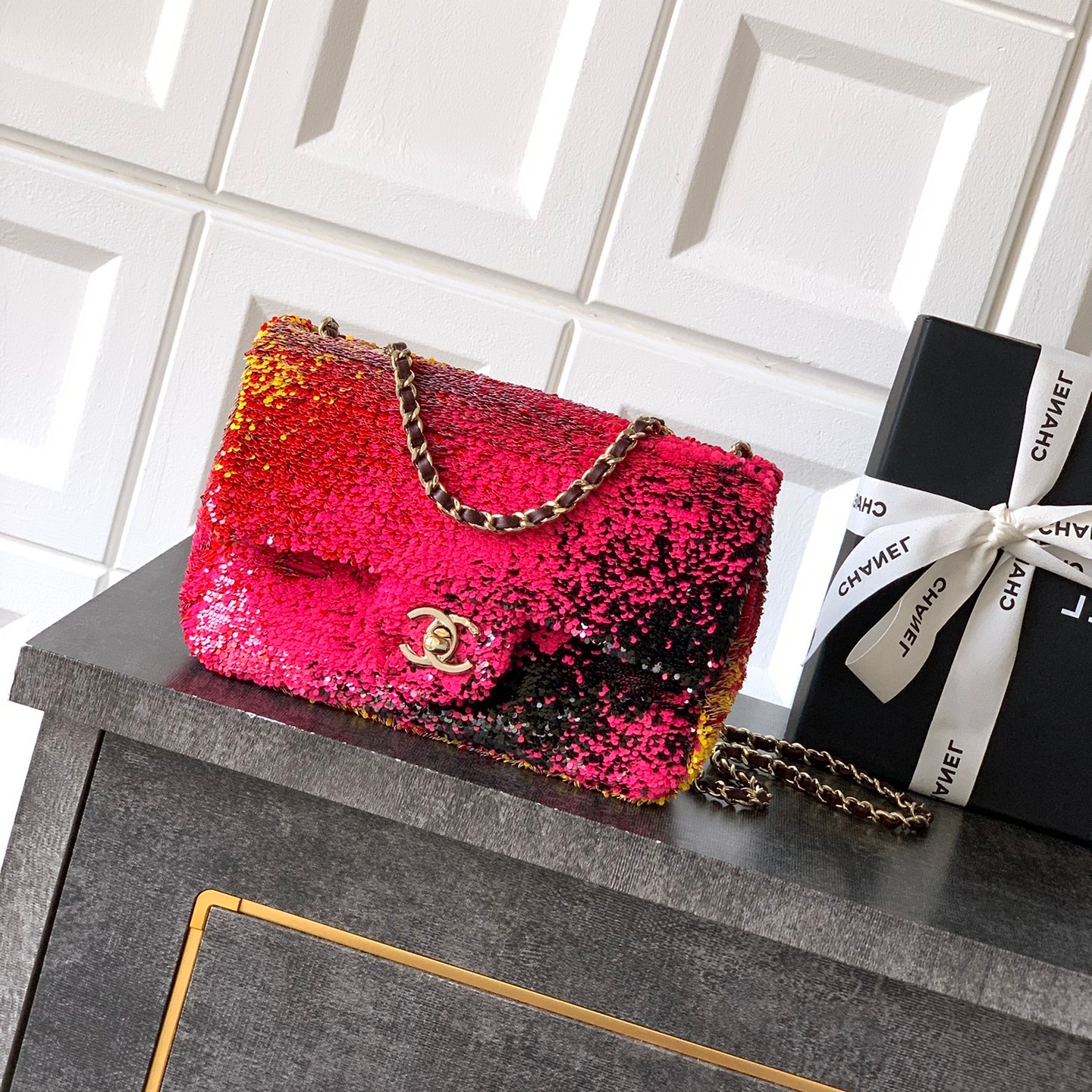 Chanel 25P CF glitter chain bag Red