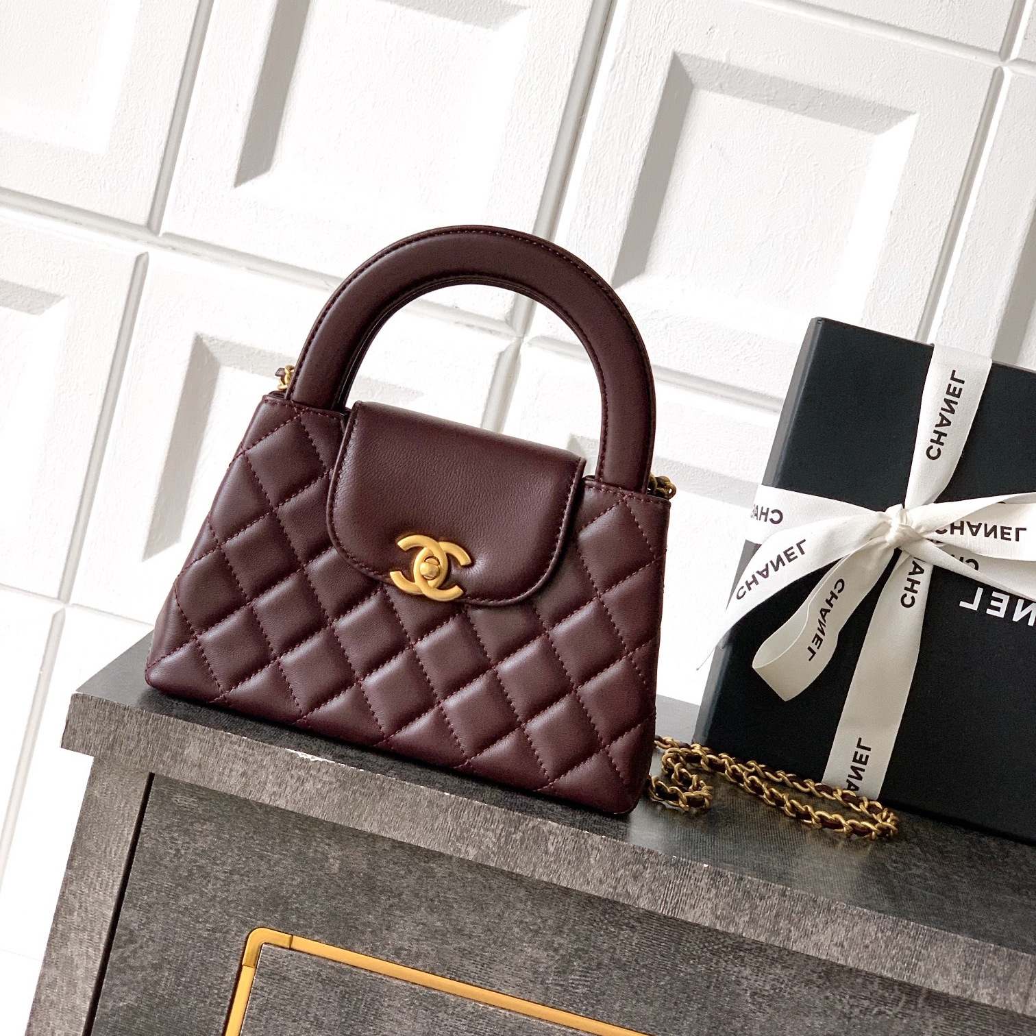 Chanel 25A Kelly samll shopping bag Brown