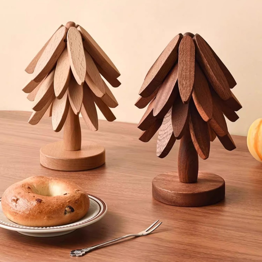 Wooden Trivets for Hot Dishes, Tree Shape Trivet Set, Foldable Kitchen Wooden Tree Coasters, 4 Wooden Trivets + 1 Stand, Wooden Trivets for Hot Pot, Pans, Bowl and Teapot (Beech Wood)