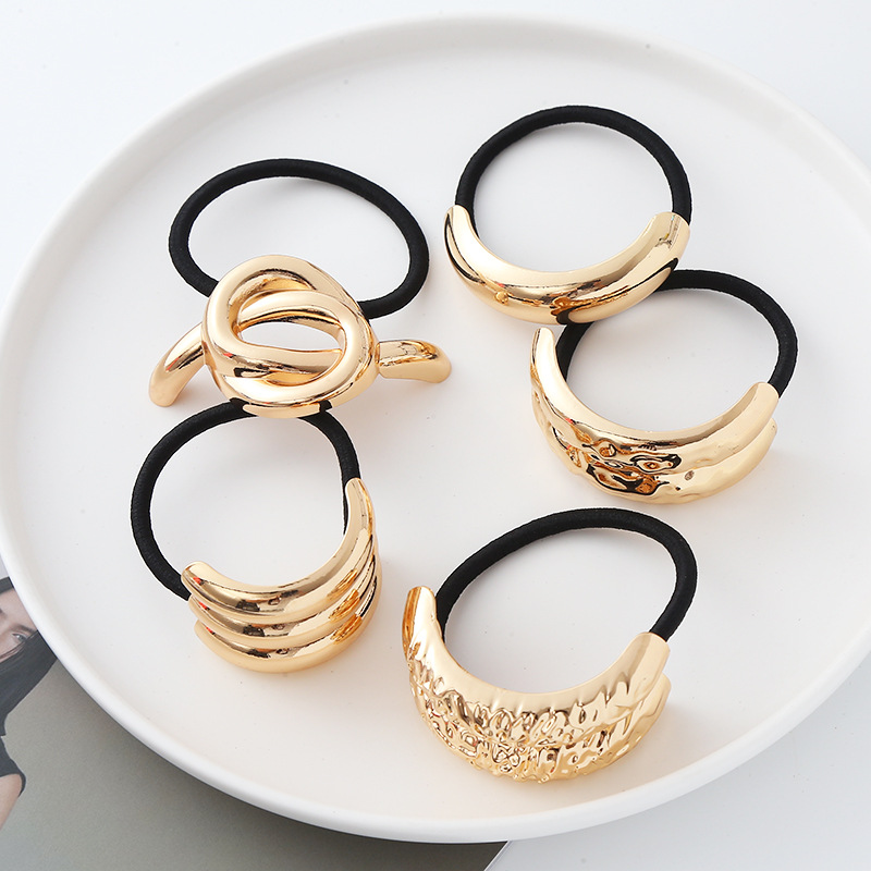 Luxury Fashion Trend Alloy Elastic Hair Band for Women Stylish Stainless Steel Ponytail Holder Hair Ties Accessory