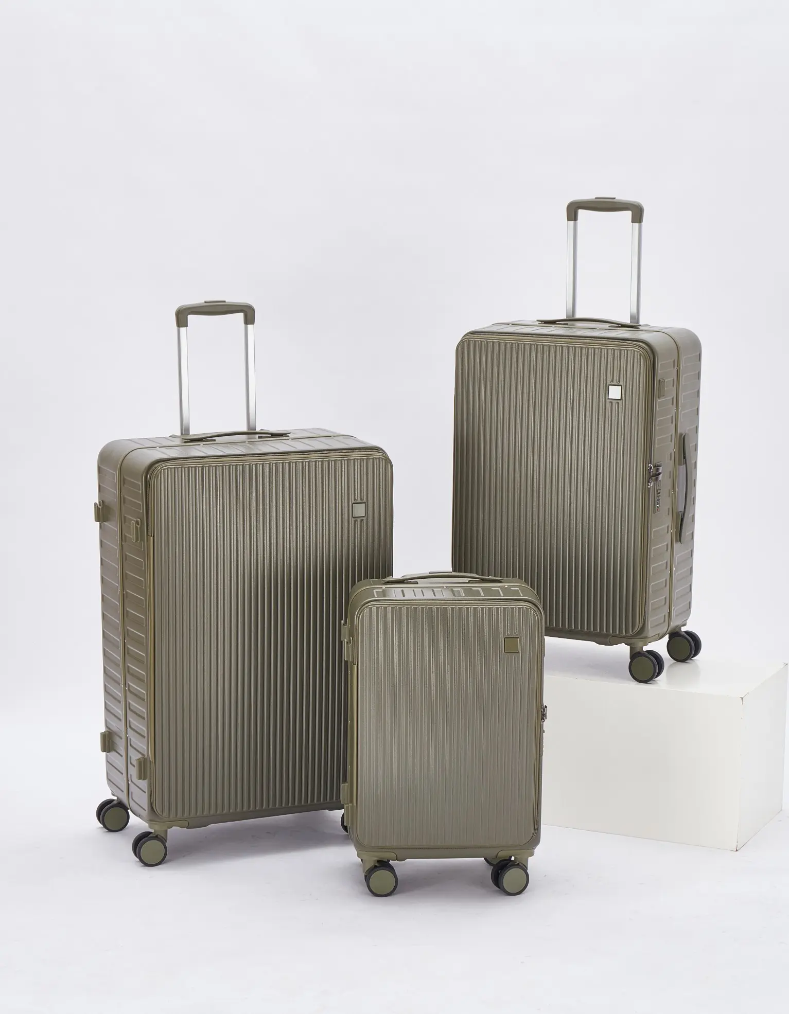 20 24 28 Inch 3-Pieces Luggage Set withLarge Capacity Multi-Functional TrolleySuitcase Portable Boarding Case