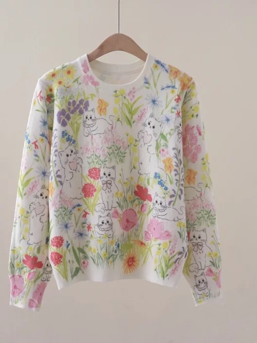Fashionable floral print base layer top, long-sleeved pullover knit sweater