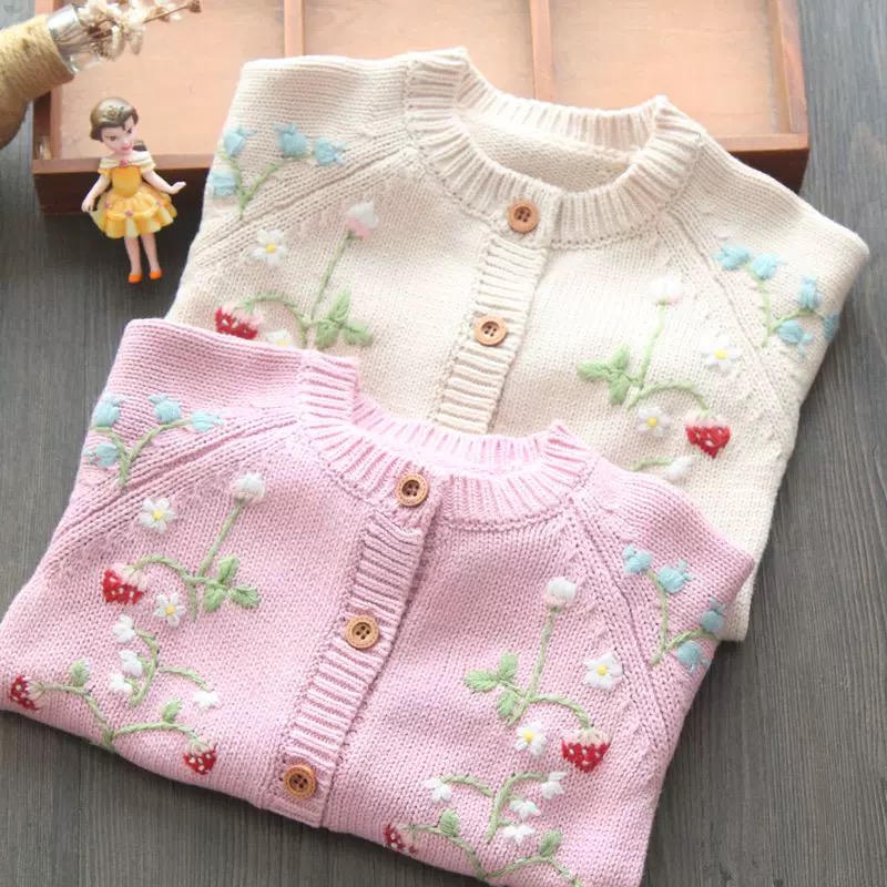 New style girls' sweater, autumn wear, knitted sweater, hand-embroidered strawberry flower cardigan