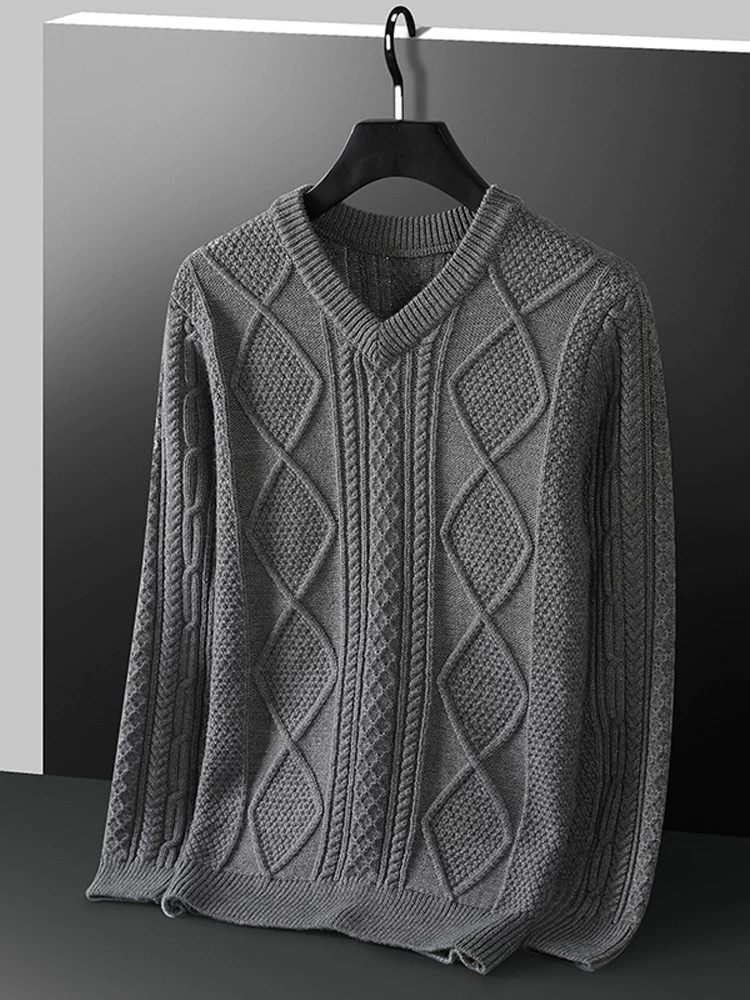 New autumn/winter V-neck thick knitted chunky wool sweater, loose fit, plus size (200 lbs) cable knit wool sweater