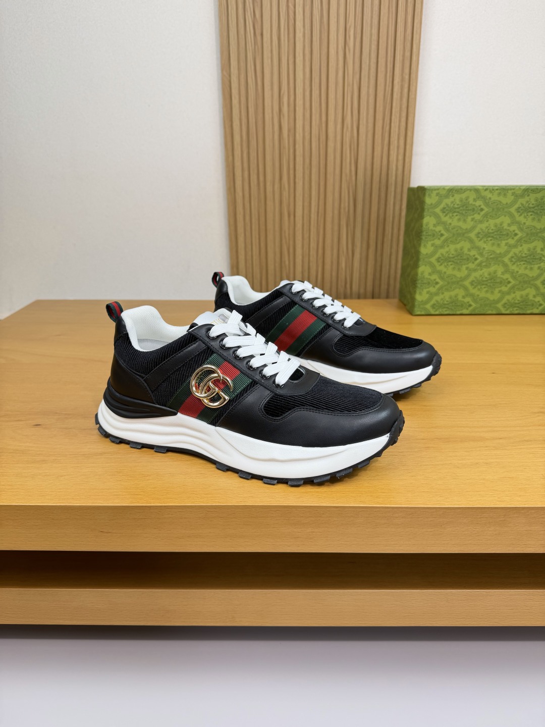 Gucci men's casual sneakers