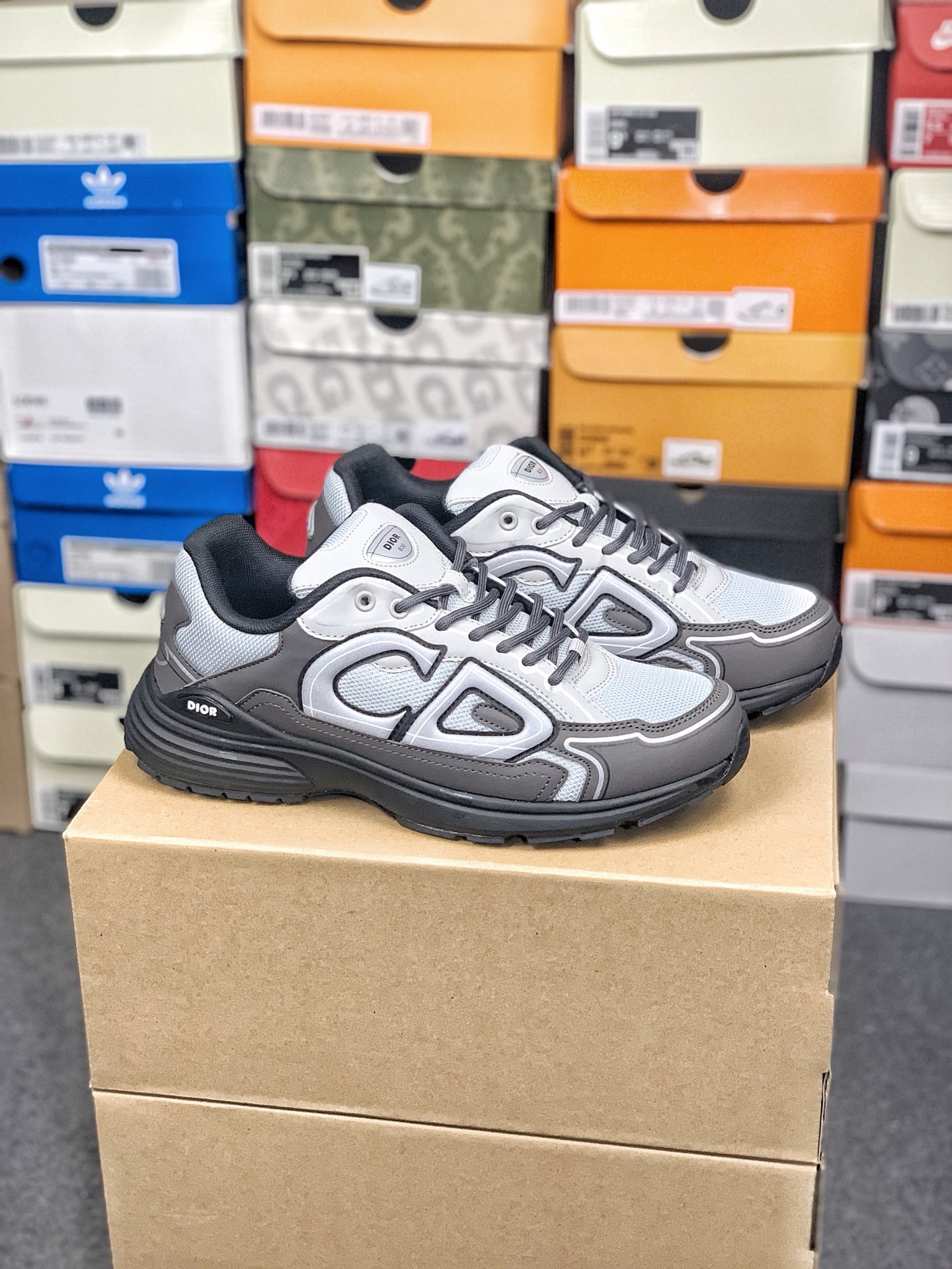 Dior's latest B30 series retro dad shoes