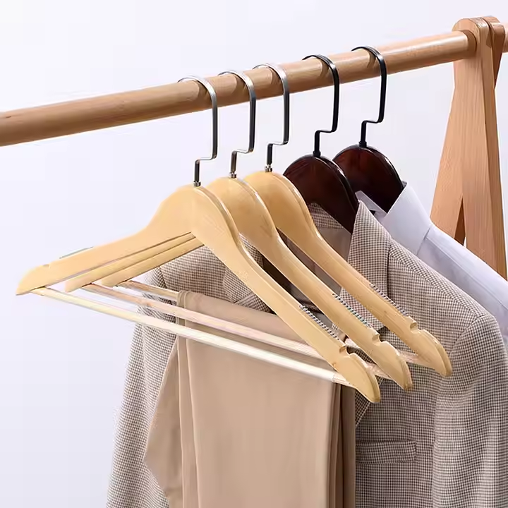 Shirt Hanger Factory Low Price Woman Hangers With Bar Hotel Solid Wood Clothes Hanger