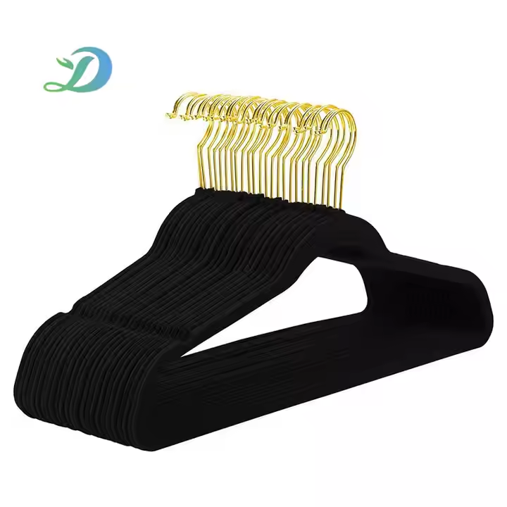 Hot Sailing Cloths Velvet Hangers Non-slip Gold Metal Hooks Flocked Velvet Hangers