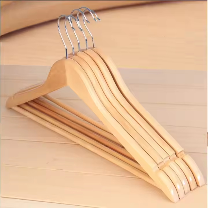2025 High-quality Wooden Luxury Natural Hotel Durable Wooden Clothes Hanger