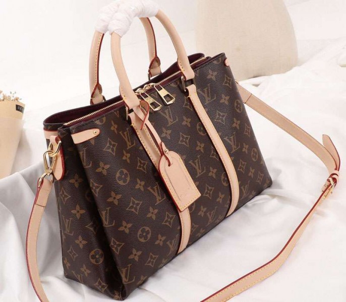 Monogram Canvas Soufflot MM