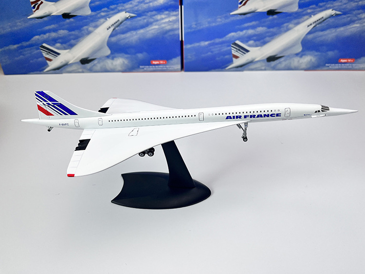1/200 Concorde Supersonic Aircraft Alloy Model Ornament