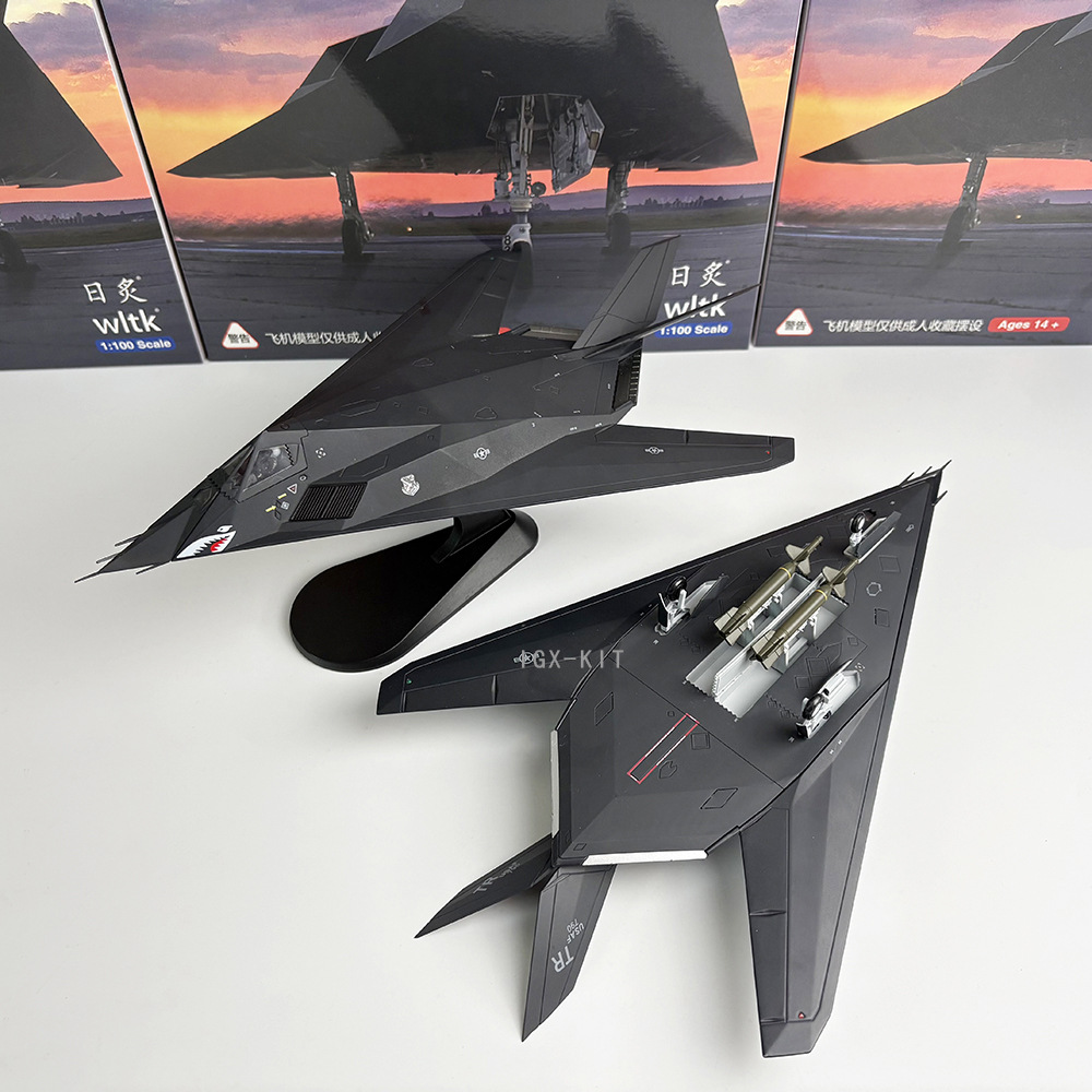 1/72 F117 stealth fighter bomber finished metal military aircraft model ornament
