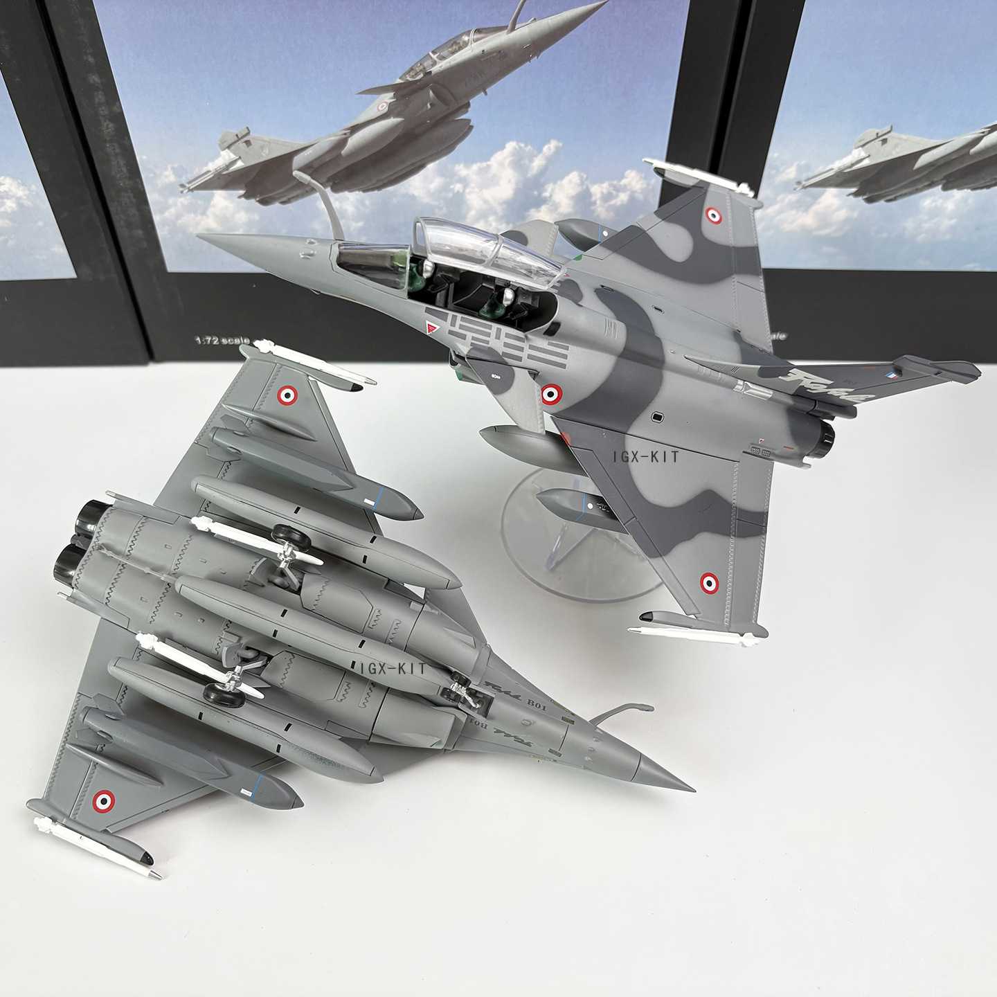 1/72 Scale French Air Force Rafale Fighter Aircraft Die-Cast Military Aircraft Static Finished Model Display Piece